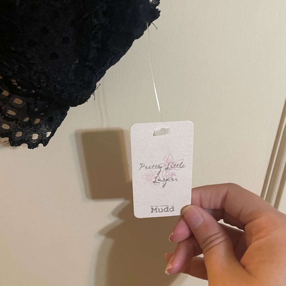 Mudd NWT black lack bralette size Medium. - Picture 3 of 3